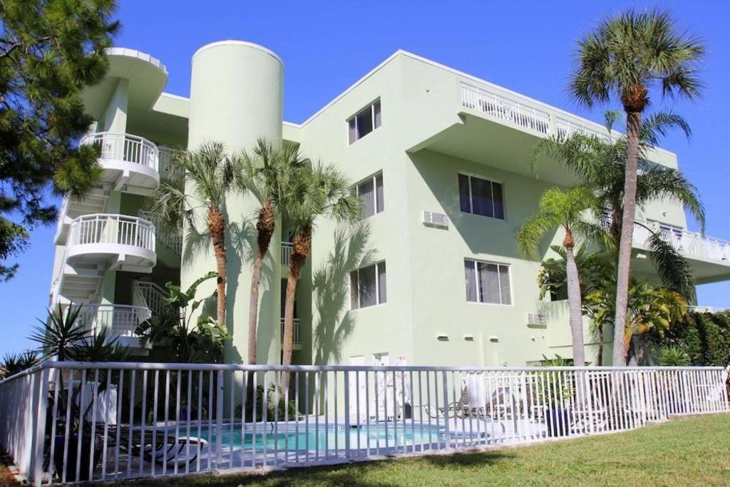 Chart House Suites And Marina Clearwater Beach Eksteriør billede