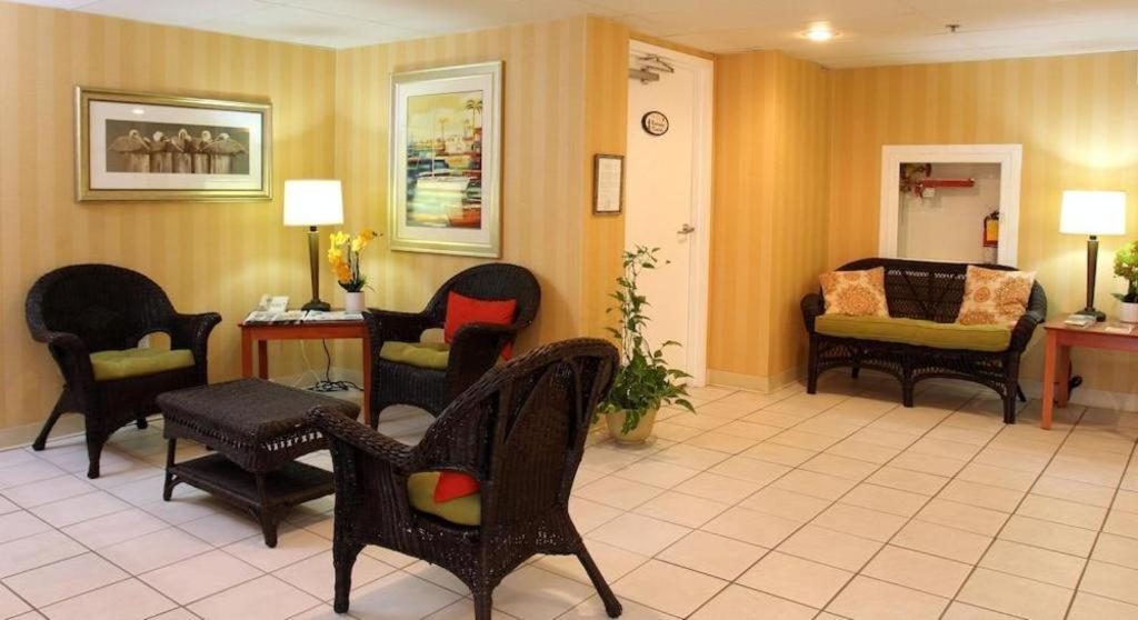 Chart House Suites And Marina Clearwater Beach Eksteriør billede